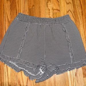 Gingham pattern shorts